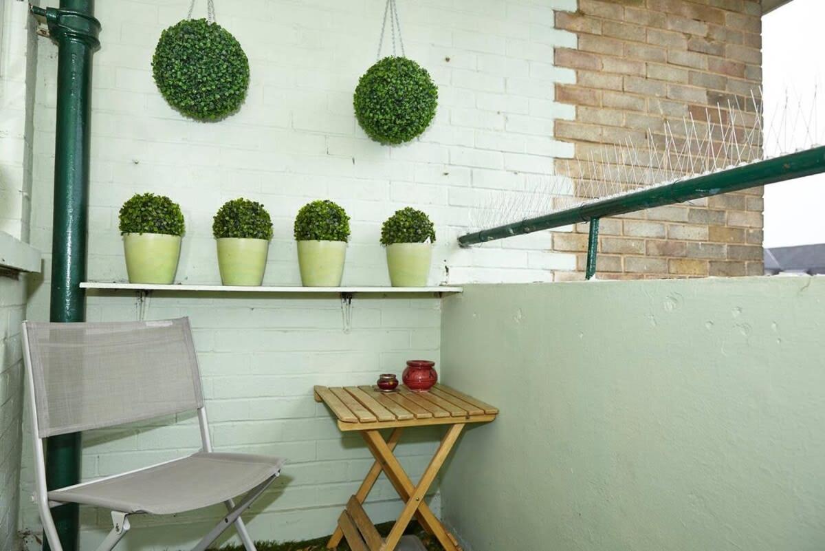 Central Camden Flat With Terrace For 4 People Λονδίνο Εξωτερικό φωτογραφία